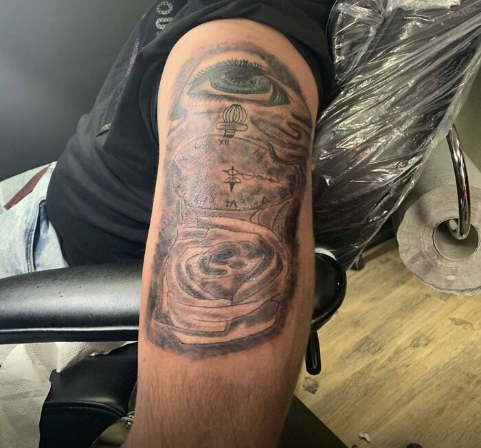 83 Times People Thought They Were Getting A Cool Tattoo And Ended Up With A Disaster (New Pics)