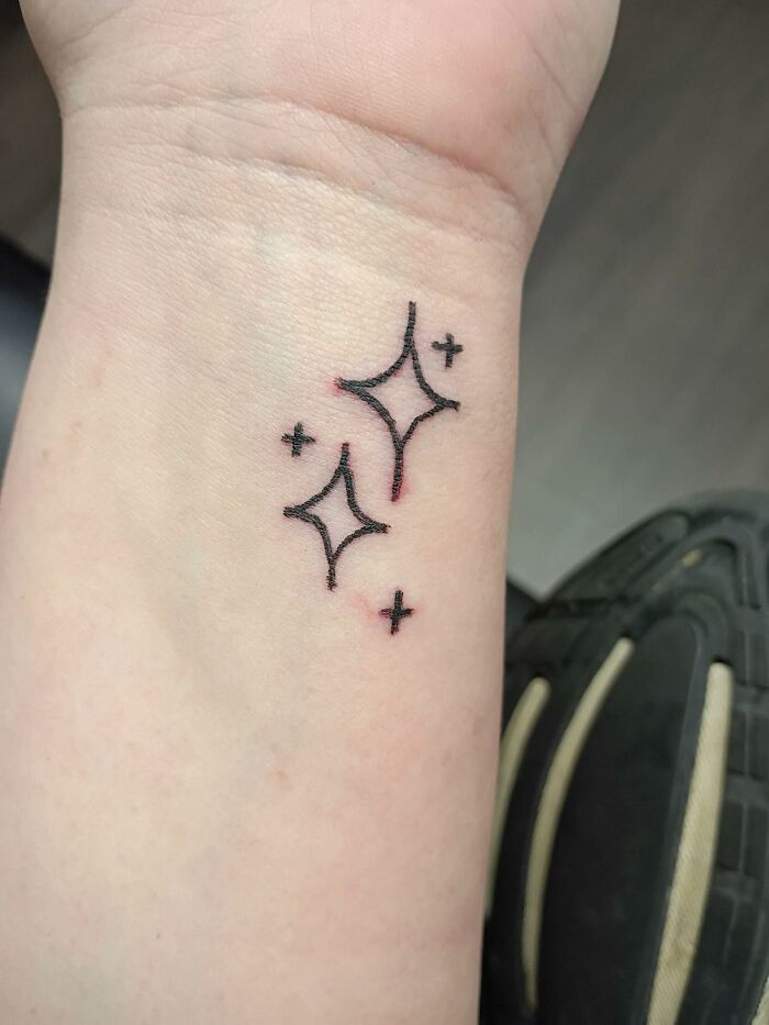 83 Times People Thought They Were Getting A Cool Tattoo And Ended Up With A Disaster (New Pics)