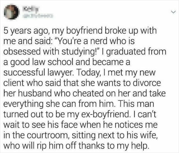 Screenshot of a cringy and sad story where an ex-boyfriend faces justice through his successful lawyer ex.