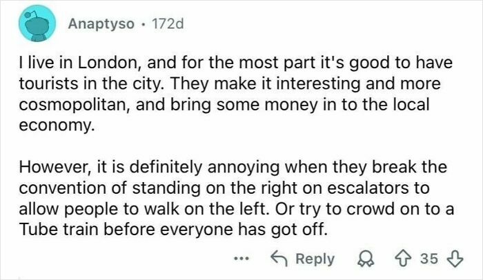 Screenshot of a comment discussing rude and entitled behavior of tourists in London, highlighting escalator and Tube train etiquette.