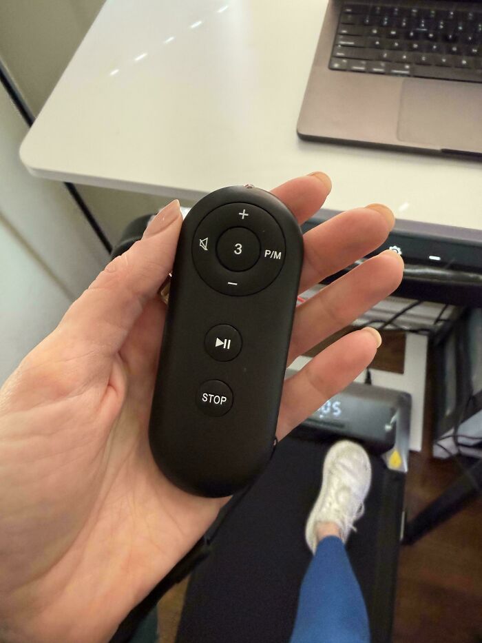 My Walking Pad Remote Made The Traditional ⏯️ Button Catapult You To 3mph And I Hit It Every Time I Need To Pause The Workout