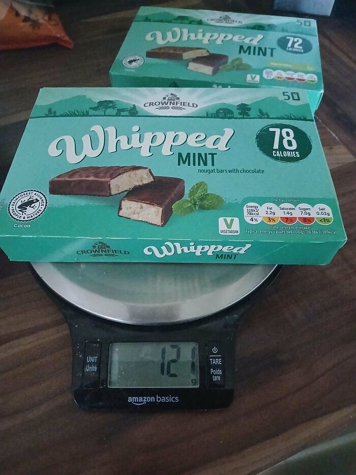 Crownfield Whipped Mint nougat bars showing weight discrepancy on scale
