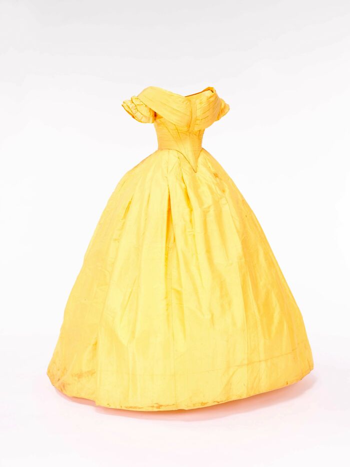 1840’s Silk Dress That Instantly Reminded Me Of Princess Belle