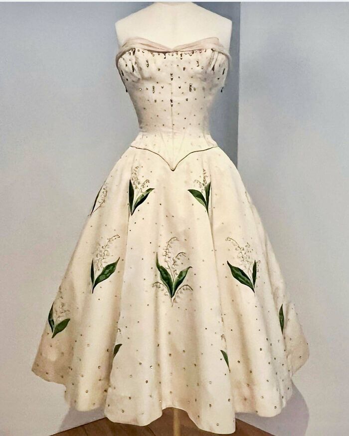 Lily Of The Valley Dress Designed By Dior For Françoise Arnoul In Paris, Palace Hôtel (1956) And Lily Of The Valley Haute Couture Dress From Dior’s Spring-Summer 1957, Libre Line