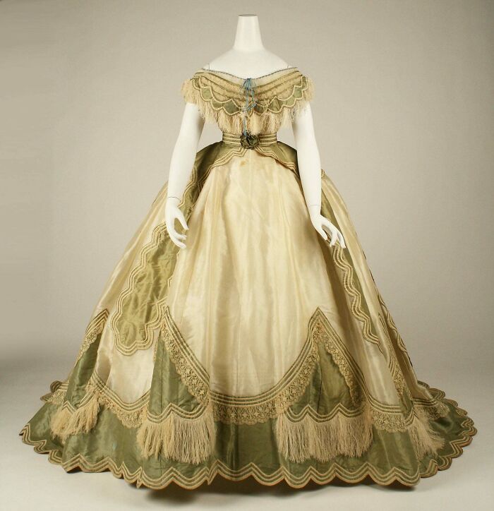 Dress With A Evening And A Day Bodice, And A Matching Fichu, Made Of Silk, C. 1865. The Met
