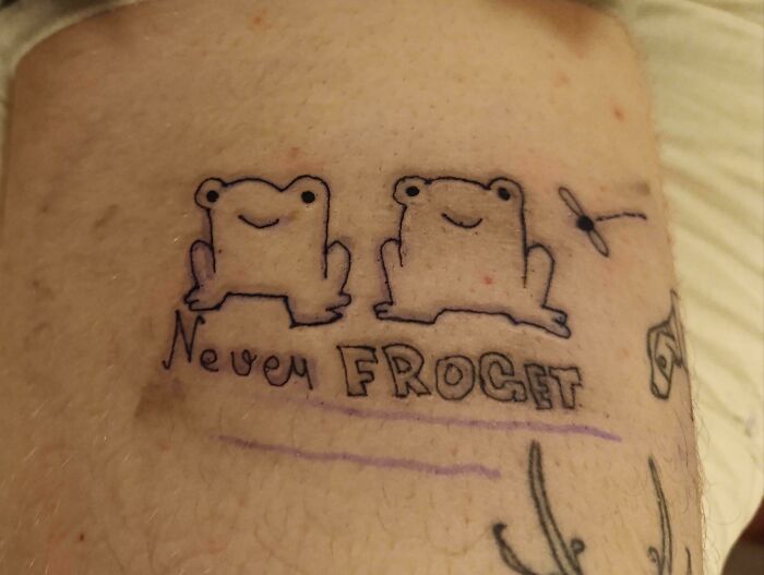 funny tattoo fail of frogs with text saying never frog et