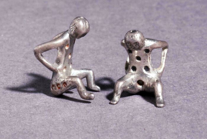 Ancient tiny silver figurines dating from a different era discovery