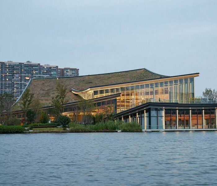 A Library In My Hometown, Which I Often Visit To Read Books Because It's Close To Home, In Chengdu, China