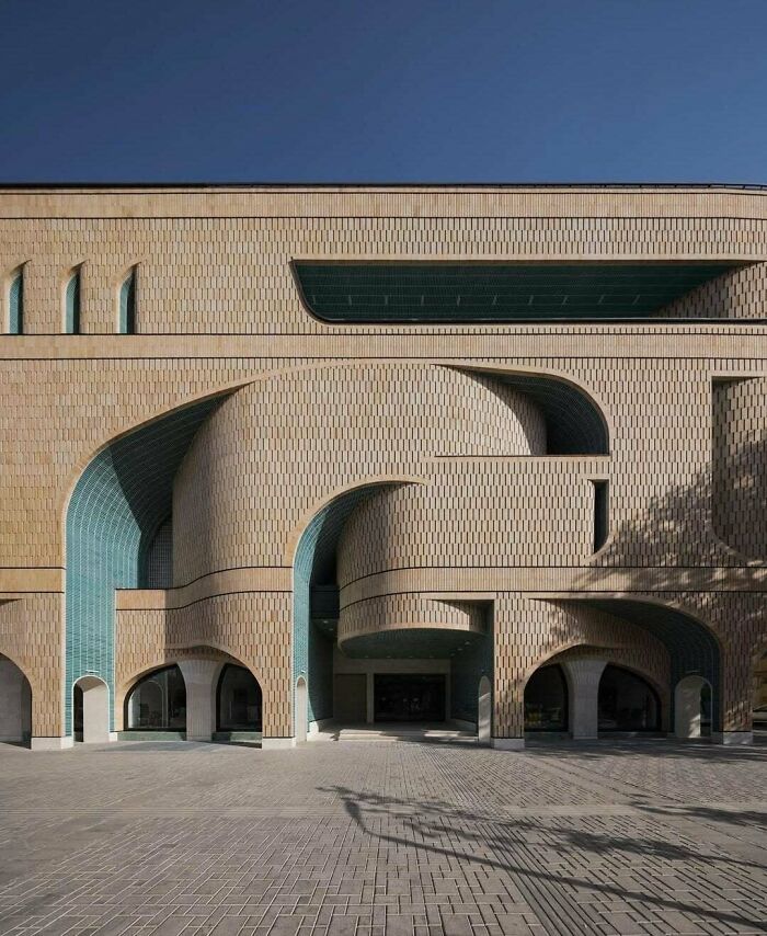 Aftab Commercial Building - Arak, Iran
