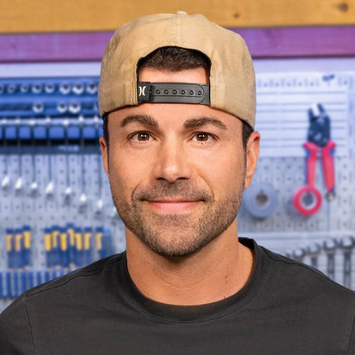 Youtuber and Engineer Mark Rober, 46