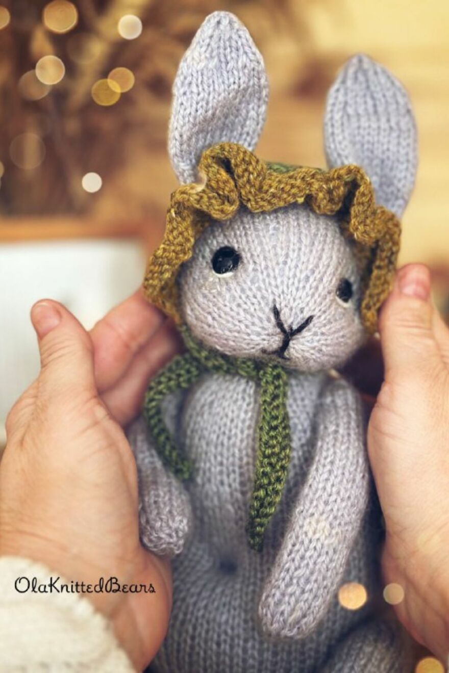 &ldquo;I Knit Quiet Little Animals That Sit And Wait &mdash; And This Bunny In A Snowdrop Outfit Carries A Small Story&rdquo;