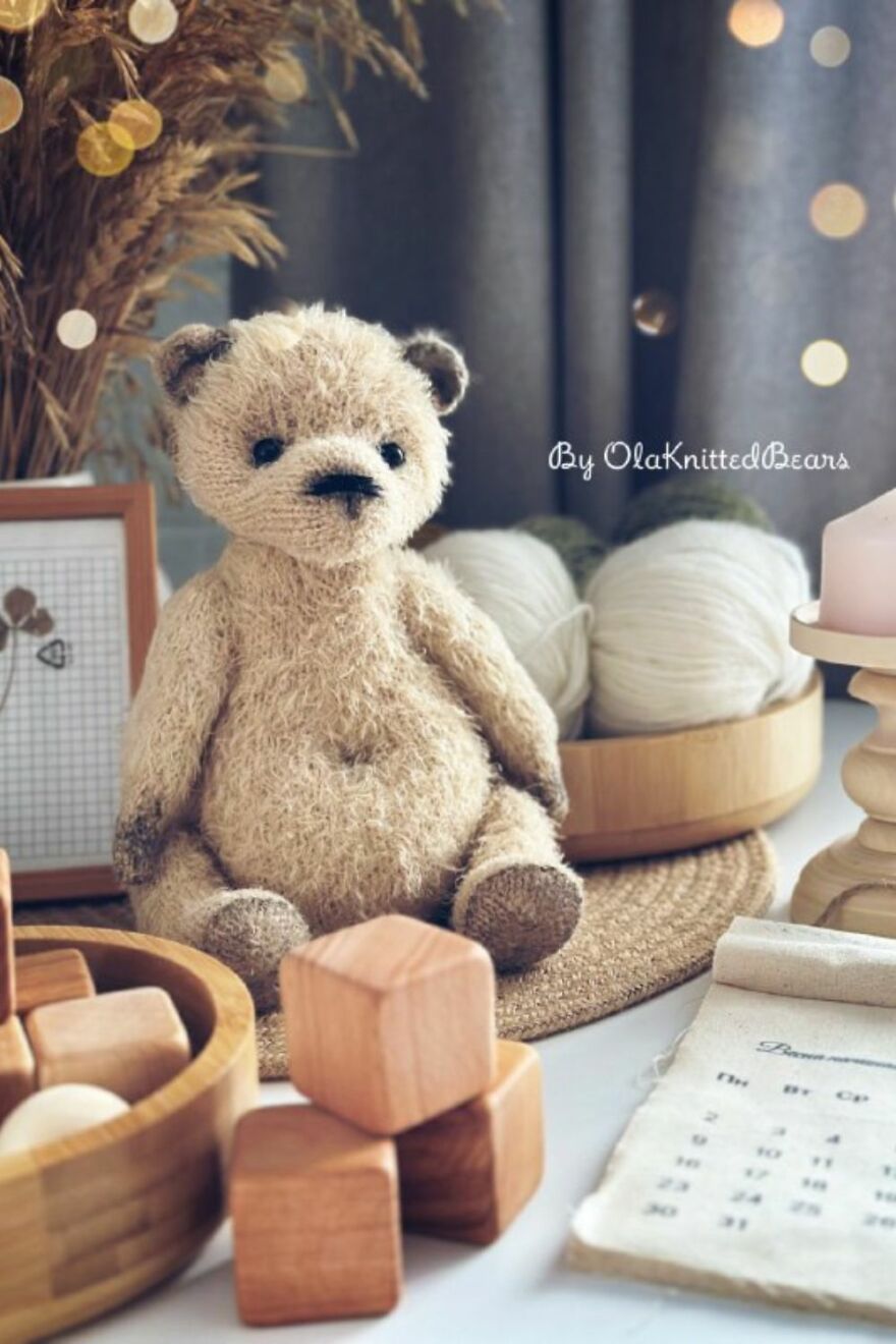 How My Bears Get Their Story &ldquo;Come Sit Next To Me. I&rsquo;ll Show You How I Listen.&rdquo;