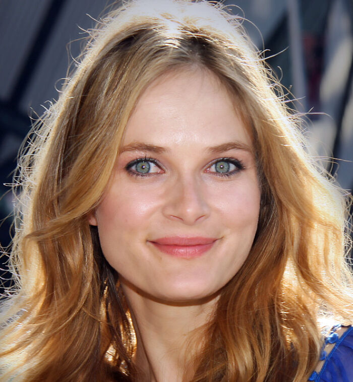Canadian Actress Rachel Blanchard, 50