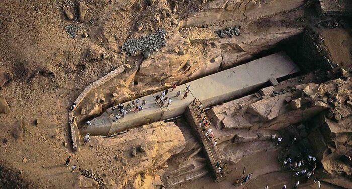 The Sheer Scale Of The Unfinished Obelisk In Egypt Is Stunning