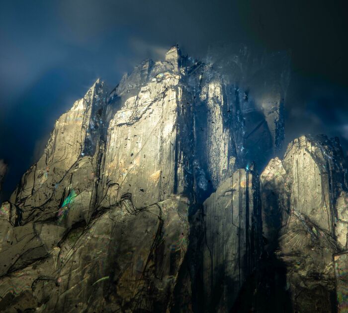 Kyanite Under A Microscope