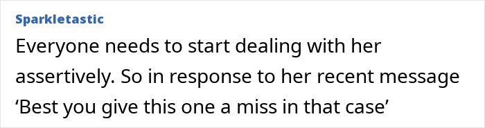 Entitled Hiker Expects Rides, Photos, And Help From Group, Members Consider Removing Her