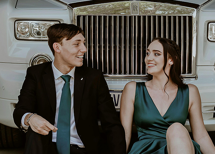 &ldquo;This Cannot Be Healthy&rdquo;: Dad Gives His Billionaire-Obsessed Daughter A Harsh Reality Check