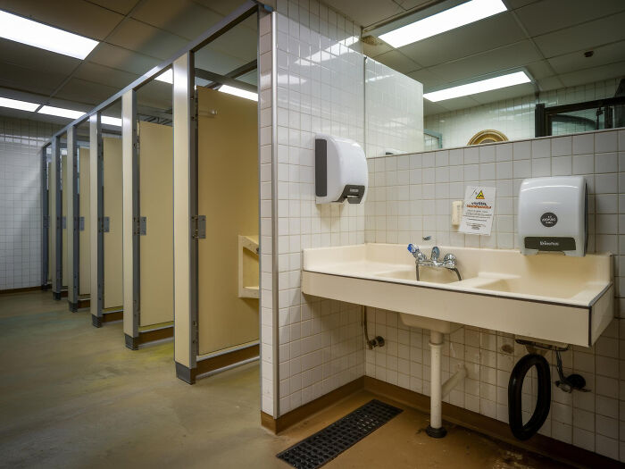 33 Horrifying High School Scandals So Dark The Administration Tried To Bury Them Forever