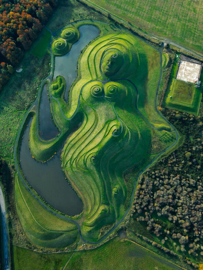 “Moody, But Make It Mythical”