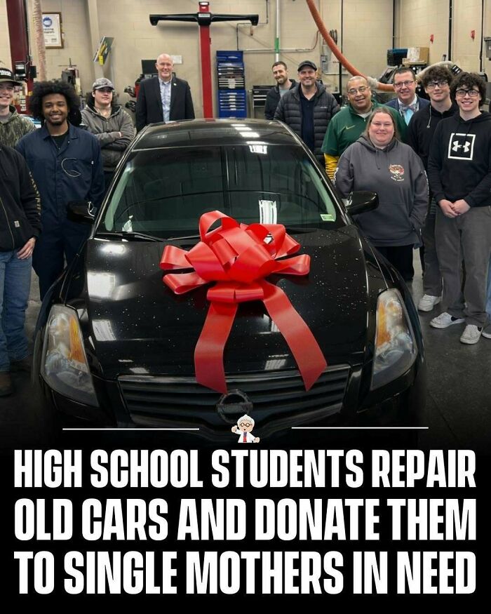 High school students repairing old cars as a wholesome fact and story from all over the world.