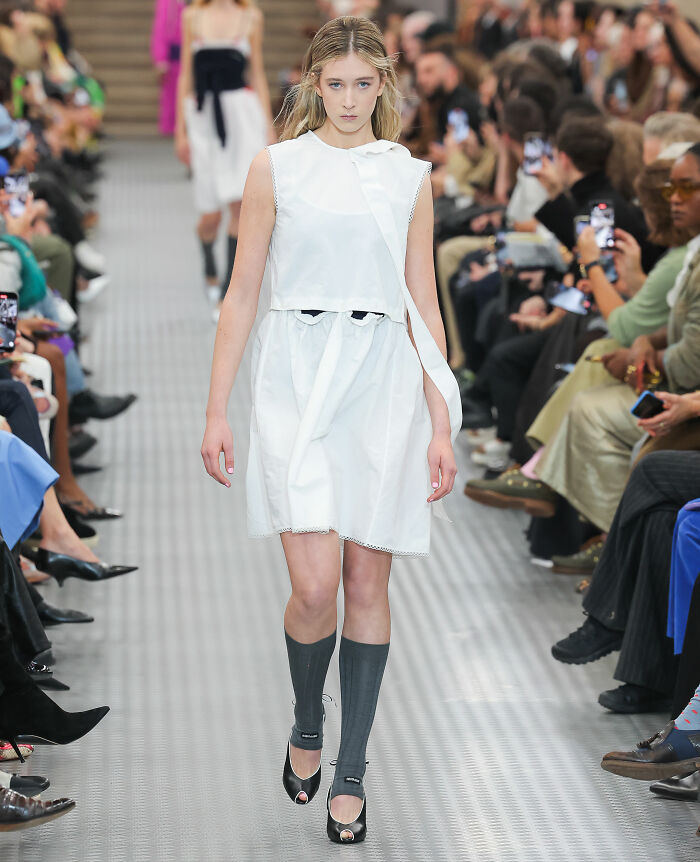 "Just Stomping Around": Nicole Kidman's Nepo Baby Daughter Brutally Roasted For Runway Walk "Just Stomping Around": Nicole Kidman's Nepo Baby Daughter Brutally Roasted For Runway Walk