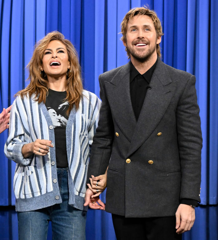 Eva Mendes and Ryan Gosling holding hands on stage, plastic surgeons weigh in on their new looks.