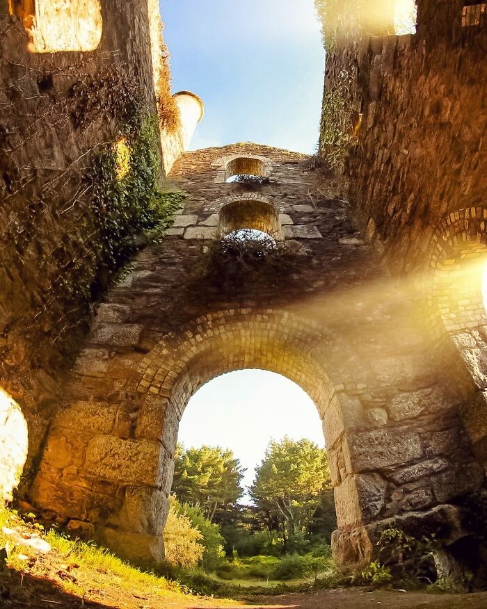 “Arch You Glad I Didn't Say “Historic”