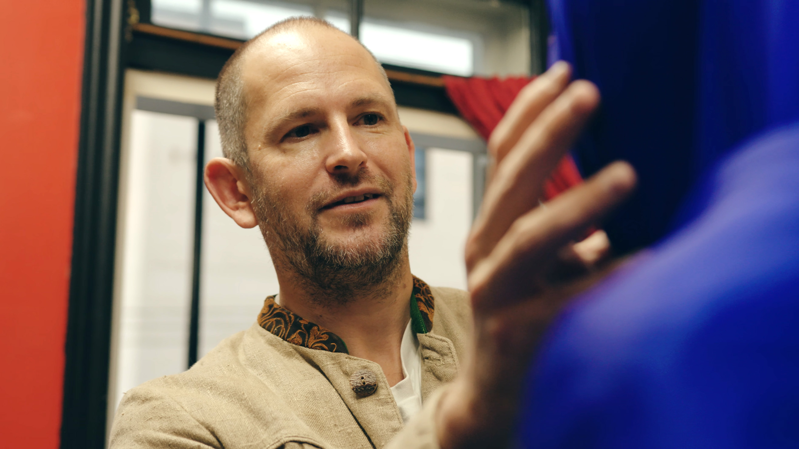 A Ghostly Silk Sculpture Was Launched To 33 Kilometers Above Earth To Test Material In Near-Space Conditions A Ghostly Silk Sculpture Was Launched To 33 Kilometers Above Earth To Test Material In Near-Space Conditions