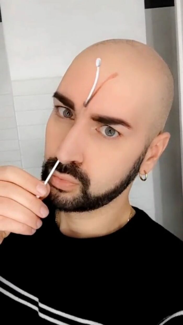 This Artist Paints 3D Illusions On His Own Body And The Results Will Seriously Mess With Your Mind (24 Pics)