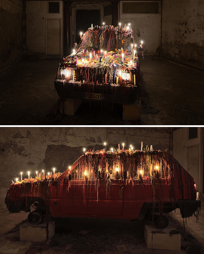 "Panda Disponibile" By Mark Handforth