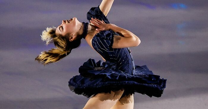 Woman’s Plane Trip Cut Short After She Can’t Handle Being Told To Use Headphones