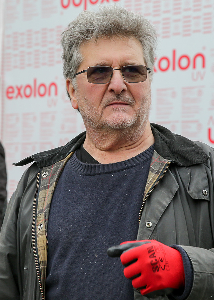 Guerrilla Artist Banksy's True Identity Finally Revealed By Bombshell Investigation Guerrilla Artist Banksy's True Identity Finally Revealed By Bombshell Investigation