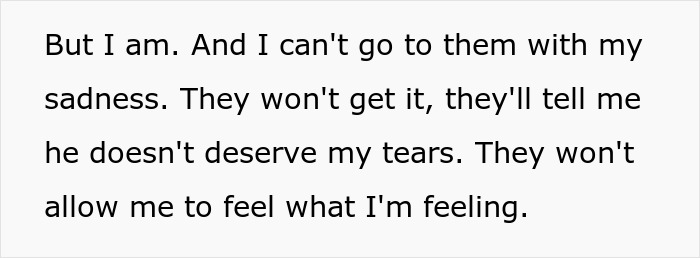 Mulher questiona sua sanidade depois que namorado militar se casa com outra pessoa e chama isso de “normal”