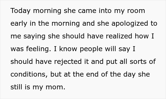 Text showing an emotional apology from a mom after dragging parents into competition with her PhD cousin.