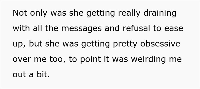 Text showing someone describing how a woman keeps trying to make a friend of 10 years fall in love with her.