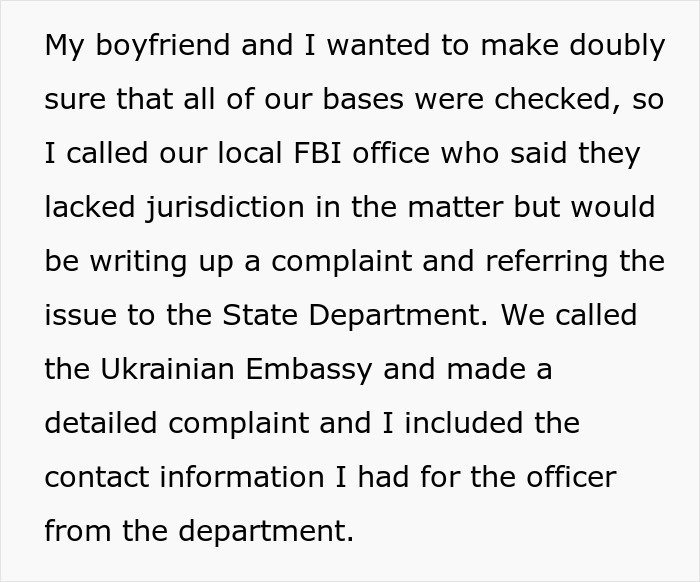 Trecho de texto mostrando mulher descrevendo problemas com seu filho adotivo e sua tentativa de entregá-lo no Facebook. Trecho de texto mostrando mulher descrevendo problemas com seu filho adotivo e sua tentativa de entregá-lo no Facebook.