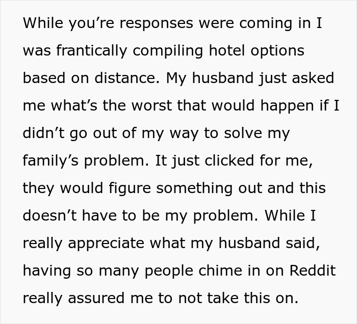 Family Ignores All Booking Warnings, Then Demands To Stay With Couple In Their Hotel Room
