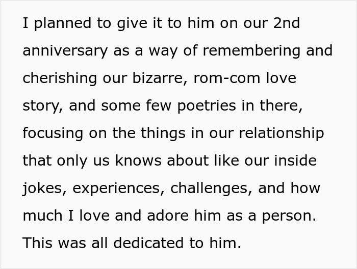 Lady Aghast After "Perfect" BF Displays His Red Flags By Mocking Her Gift In Front Of Their Friends