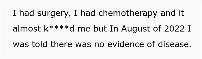 Texto em fundo branco sobre cirurgia, quimioterapia e nenhuma evidência de doença como uma verificação da realidade para um homem que abandonou o marido.