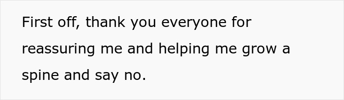 Family Ignores All Booking Warnings, Then Demands To Stay With Couple In Their Hotel Room