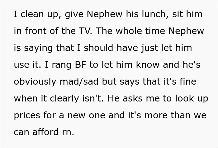 Text describing a mother refusing to replace an aunt&rsquo;s broken PS4 after an 11-year-old broke it.