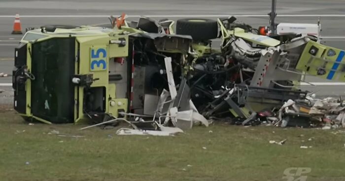 JoJo Siwa’s Look For ‘Hannah Montana’ Special Sparks Debate After Her “Trad Wife” Transformation