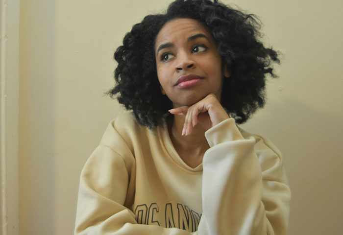 Woman Asks The Internet How To Get Rid Of Her BF&rsquo;s Pregnant Ex, Gets A Brutal Reality Check