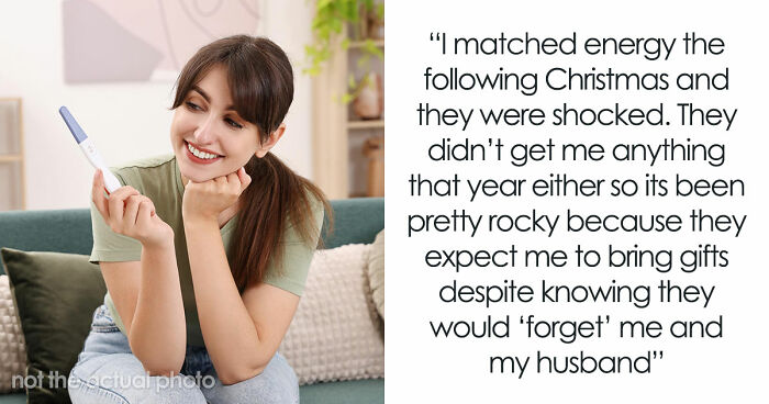 Lady Moves Out Of Small Town, Fam Keeps Her In The Dark, So She Plays Uno Reverse On Them