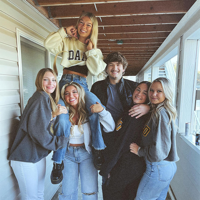 Momento arrepiante Bryan Kohberger discute seus homicídios na faculdade com um funcionário do DMV Momento arrepiante Bryan Kohberger discute seus homicídios na faculdade com um funcionário do DMV