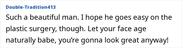 Comment discussing Cillian Murphy&rsquo;s appearance and opinions on how he has aged naturally and plastic surgery.