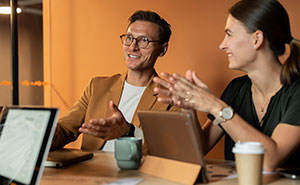 Woman Humiliated In Team Call After Coworker Mocks Her BF’s Job, Others Laugh Instead Of Helping