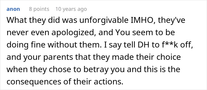 Screenshot of an online comment discussing a woman cutting off parents after catching mom with her fianc&eacute; causing family betrayal.