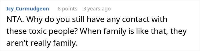 Screenshot of an online comment about parents being mad daughter didn&rsquo;t tell them she bought a house while being sneaky themselves.