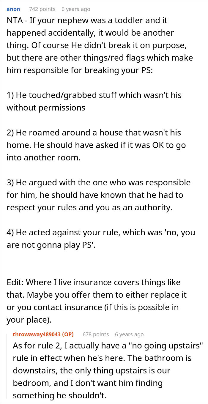 Reddit discussion about an 11-year-old breaking an aunt&rsquo;s PS4 and the mom refusing to replace it.